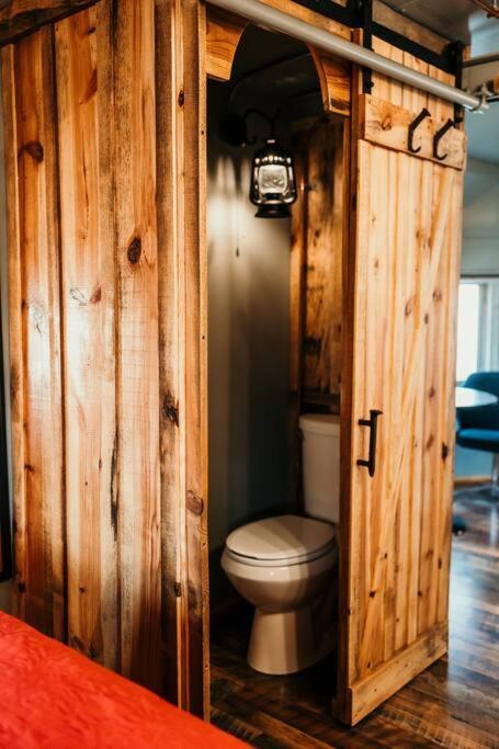 Villa Bourbon Trail: Caboose On The Farm Lawrenceburg Esterno foto