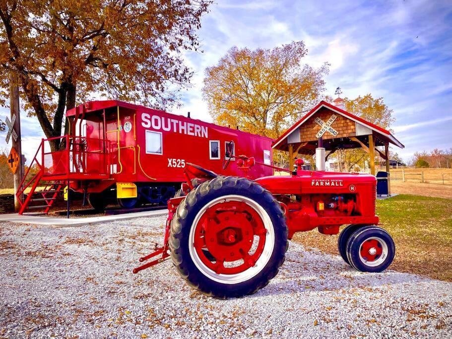 Villa Bourbon Trail: Caboose On The Farm Lawrenceburg Esterno foto